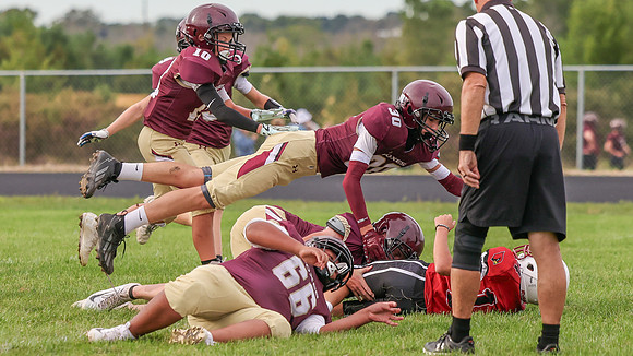 9-15-26 Omro Foxes vs. Mayville (847)