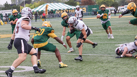 11 Evan Richmond (14)