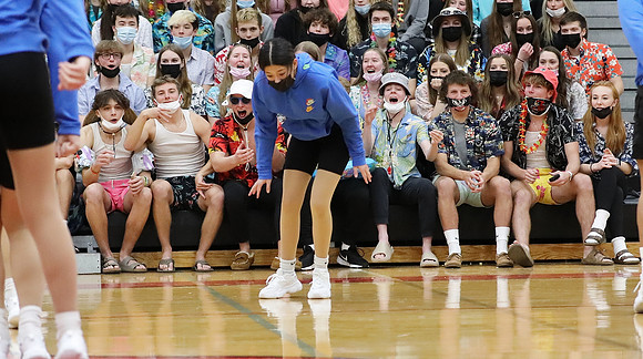 1-21-22 VARSITY Dance at Varsity Basketball Game  (55)