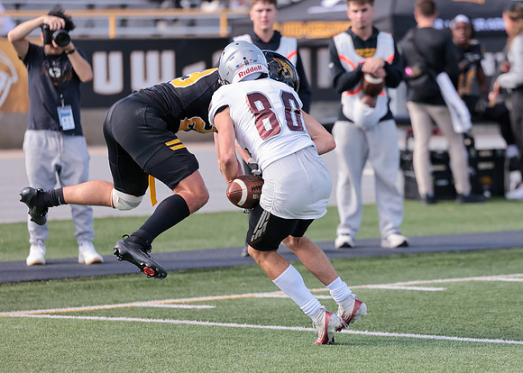 80 Luke Gardner (33)
