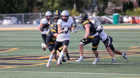80 Luke Gardner (25)