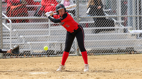 4-22-23 VARSITY vs. Wisconsin Rapids   (31)
