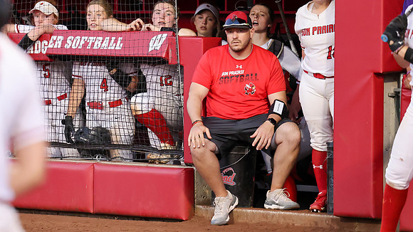 Coach Dan Morovitz (24)