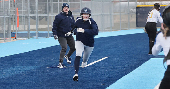 1 Isabel Royle  (145)