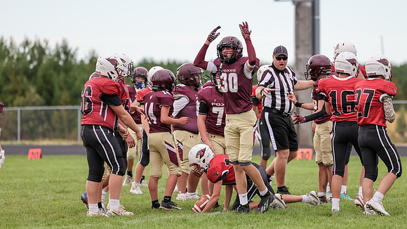 9-15-26 Omro Foxes vs. Mayville (1231)