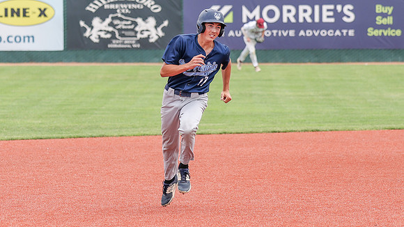 17 Caden Updike (6)
