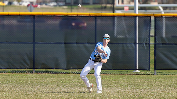 2 Carter Krachey (42)