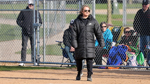 Coach Chelsey Rodenkirk  (1)