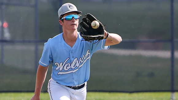 5-30-23 VARSITY (REGIONAL Game 1) vs. La Crosse Central  (4)