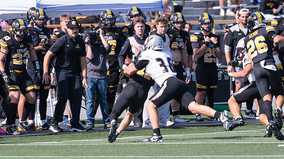 10-3-26 EAGLES vs. Oshkosh (948)