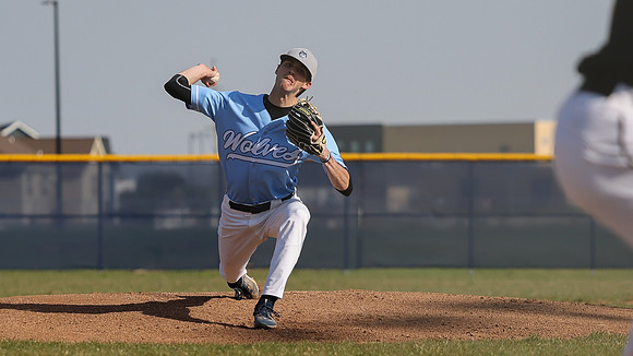 5-4-23 VARSITY vs. Sun Prairie East (59)