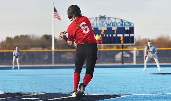 6 Carly Gross  (26)