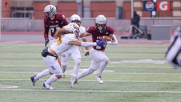 24 Najeh Mitchell (10)