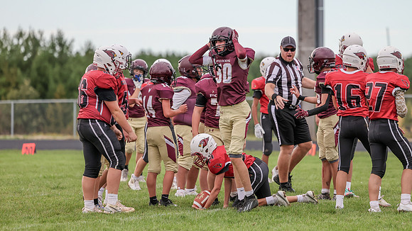 9-15-26 Omro Foxes vs. Mayville (1232)