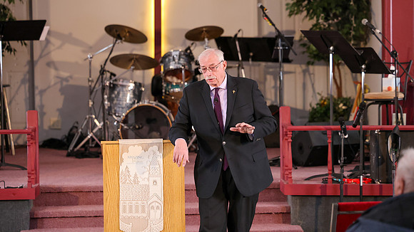 PASTOR KEN (21)
