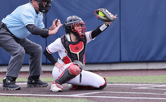 7 Vanessa Veith  (66)
