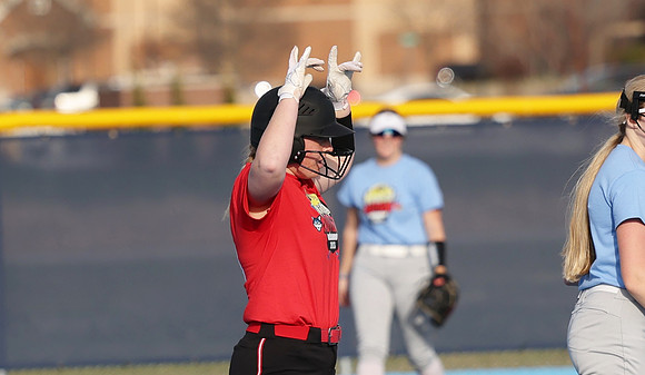 11 Kenzie Longley  (25)