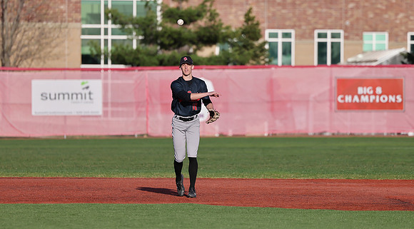 10 Evan Richmond (8)