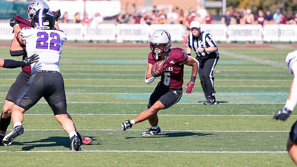 6 Najeh Mitchell (19)