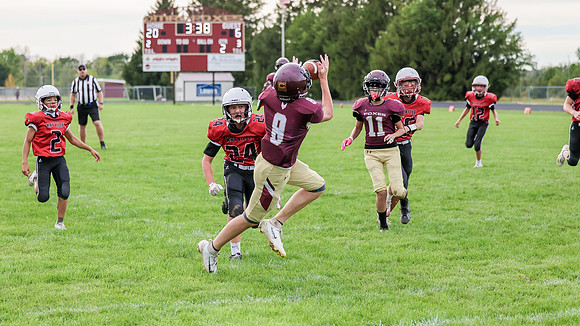 9-15-26 Omro Foxes vs. Mayville (1530)