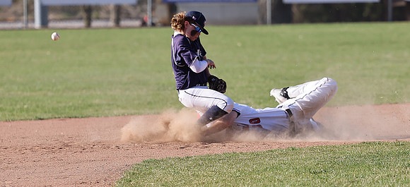4-14-23 JV2 vs. Monona Grove  (18)