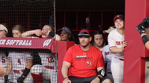 Coach Dan Morovitz (17)