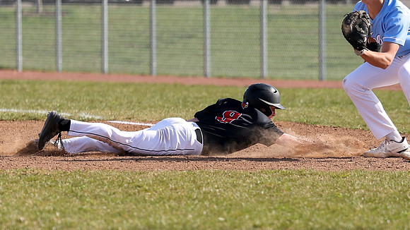 5-4-23 VARSITY vs. Sun Prairie West  (36)