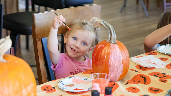 10-11-26 PUMPKI CARVING & Coloring (41)