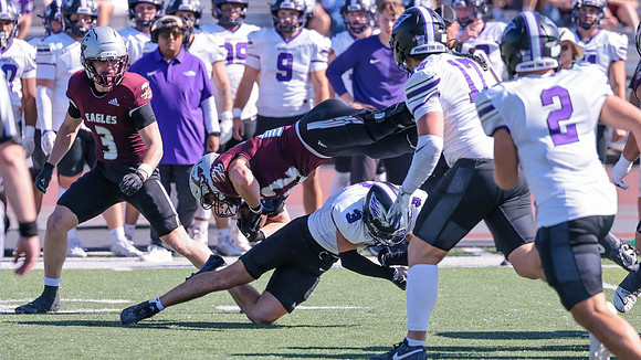 10-10-26 EAGLES vs. UW Whitewater (1172)