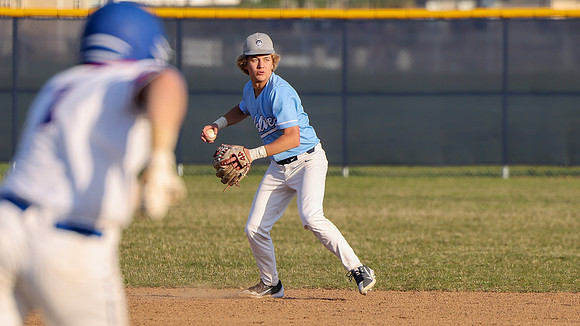 6 Bennett Pederson (37)