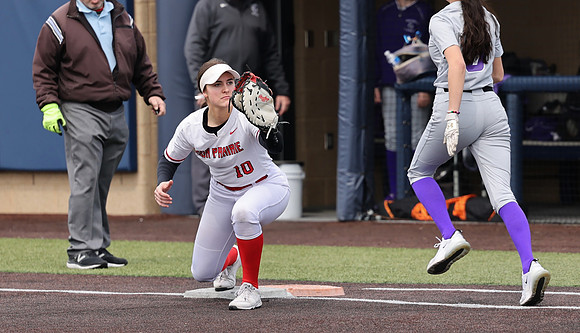 10 Kaylie Frydenlund  (103)