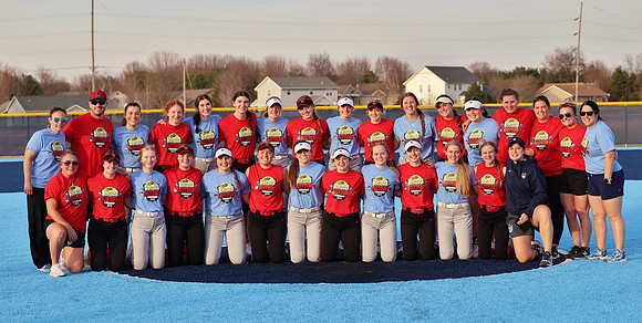 4-11-23 Teams and Seniors Photos  (20)