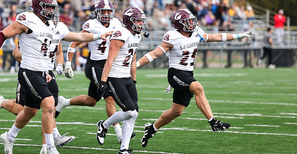 25 Aaron Schmitz (41)