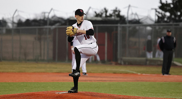 10 Evan Richmond  (12)