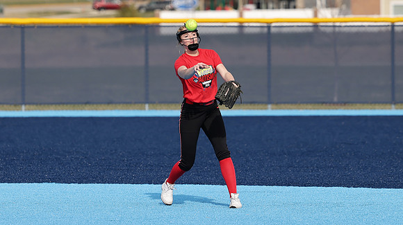 2 McKenna Gross  (72)