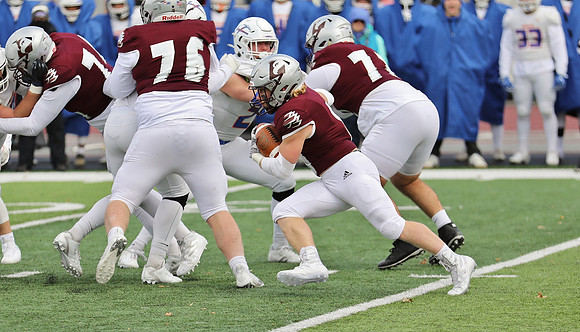 6 Joey Stutzman (28)