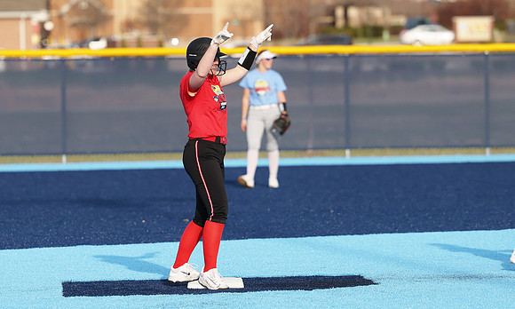 11 Kenzie Longley  (27)