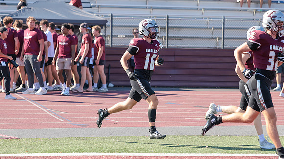 16 Evan Krein (27)