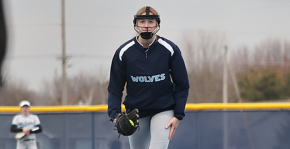 1 Isabel Royle  (200)