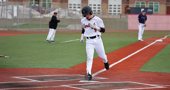 9 Max Glusick  (70)