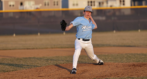 21 Jacob Holland  (15)