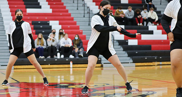 JV Dance 1-13-22 at JV Basketball Game  (29)