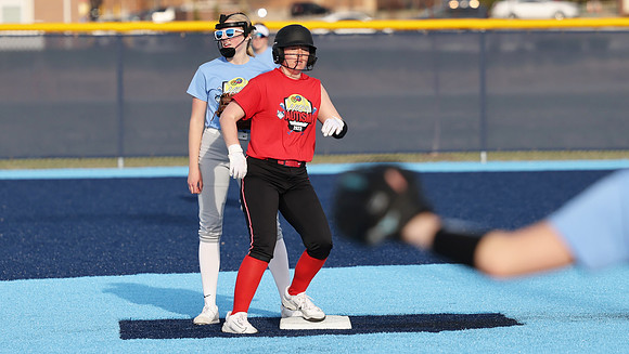 11 Kenzie Longley  (24)