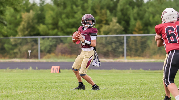 9-15-26 Omro Foxes vs. Mayville (945)