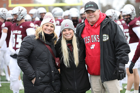 Coach Kelly Cline  (9)