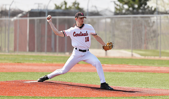 10 Evan Richmond  (1)