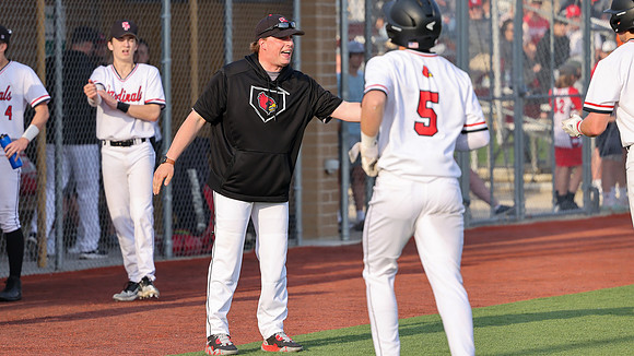 Coach Aaron Schmidt  (1)