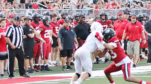 COACH George Grays (3)
