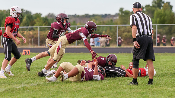 9-15-26 Omro Foxes vs. Mayville (845)