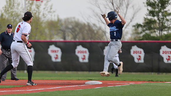 5-5-23 VARSITY vs. Sun Prairie East  (62)